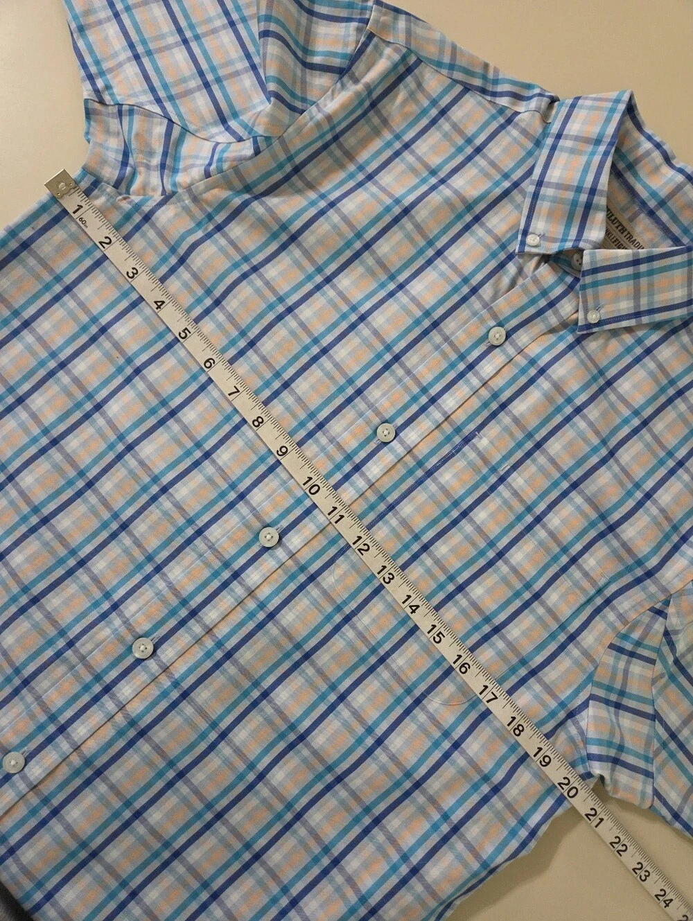 Duluth Trading Co. Men's Blue Plaid Wrinklefighter Relaxed Fit Long Sleeve Shirt
